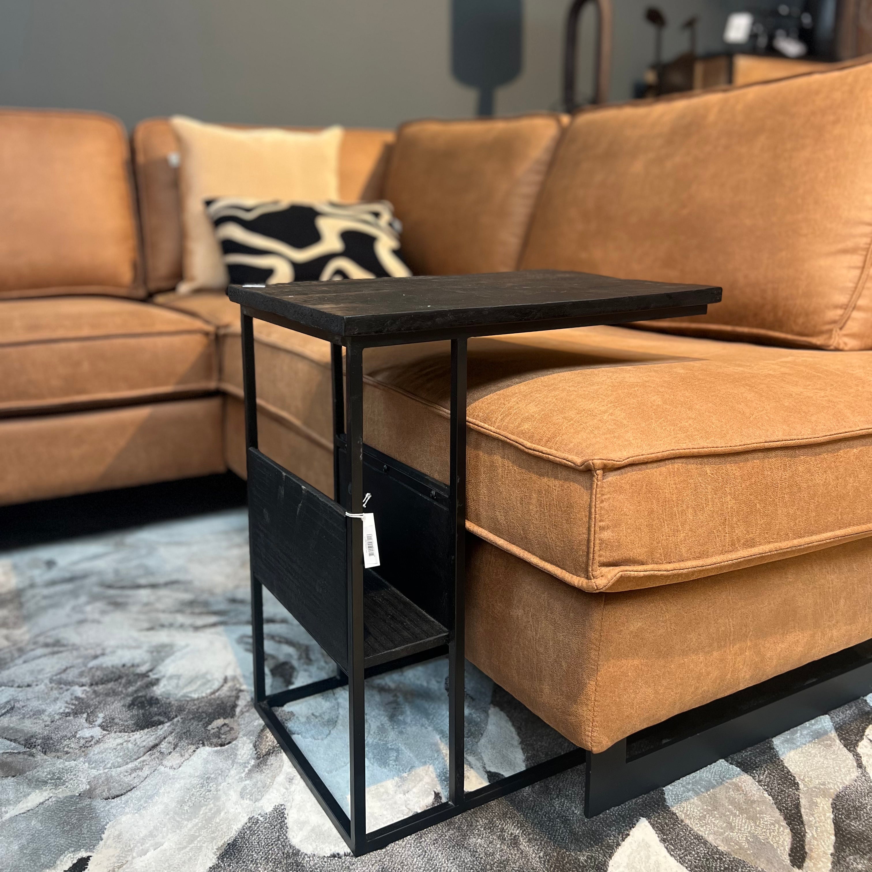 Laptoptafel met krantenbak -  Zwart - Mangohout  - Afgeprijsd