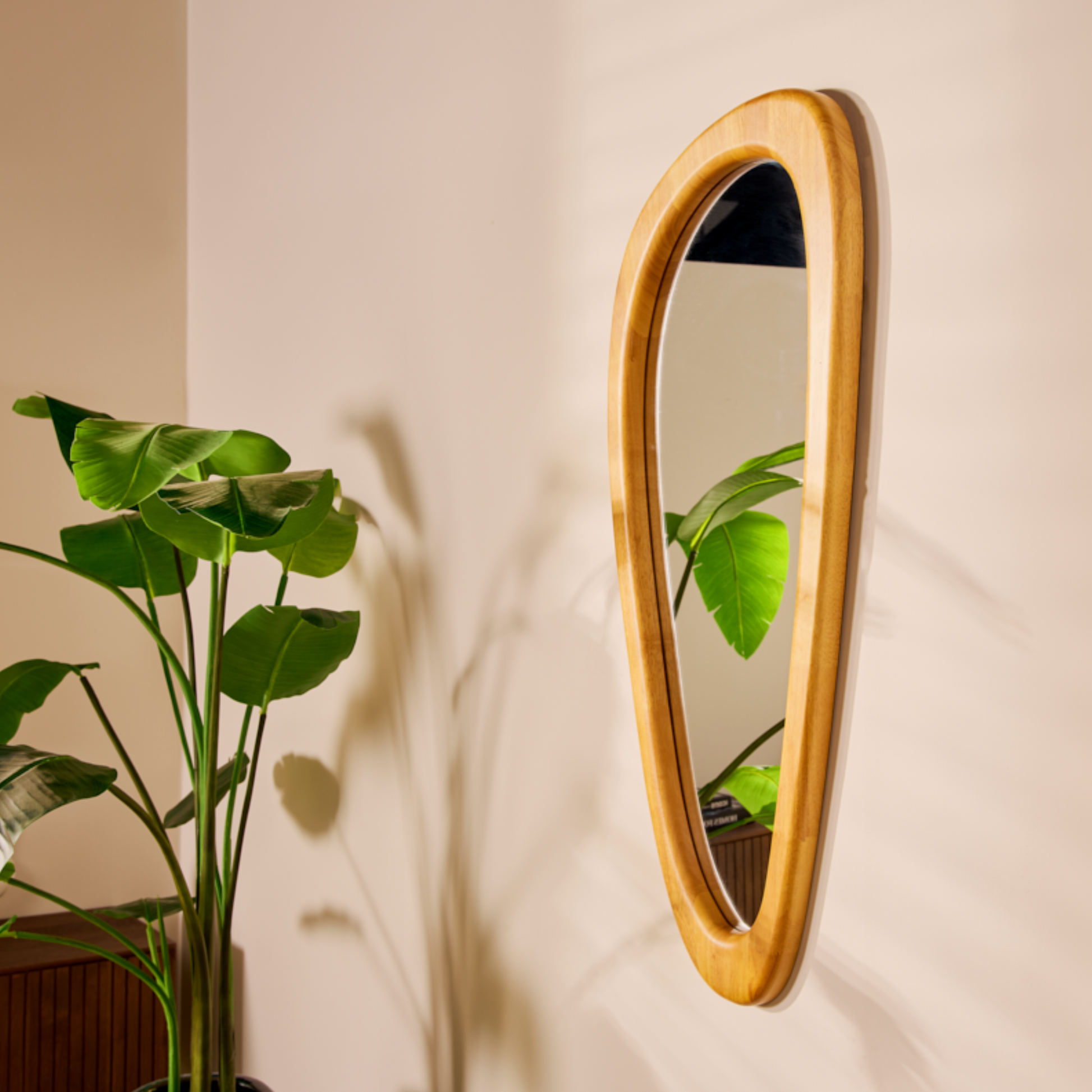 Organische spiegel Fred - hout 180 cm