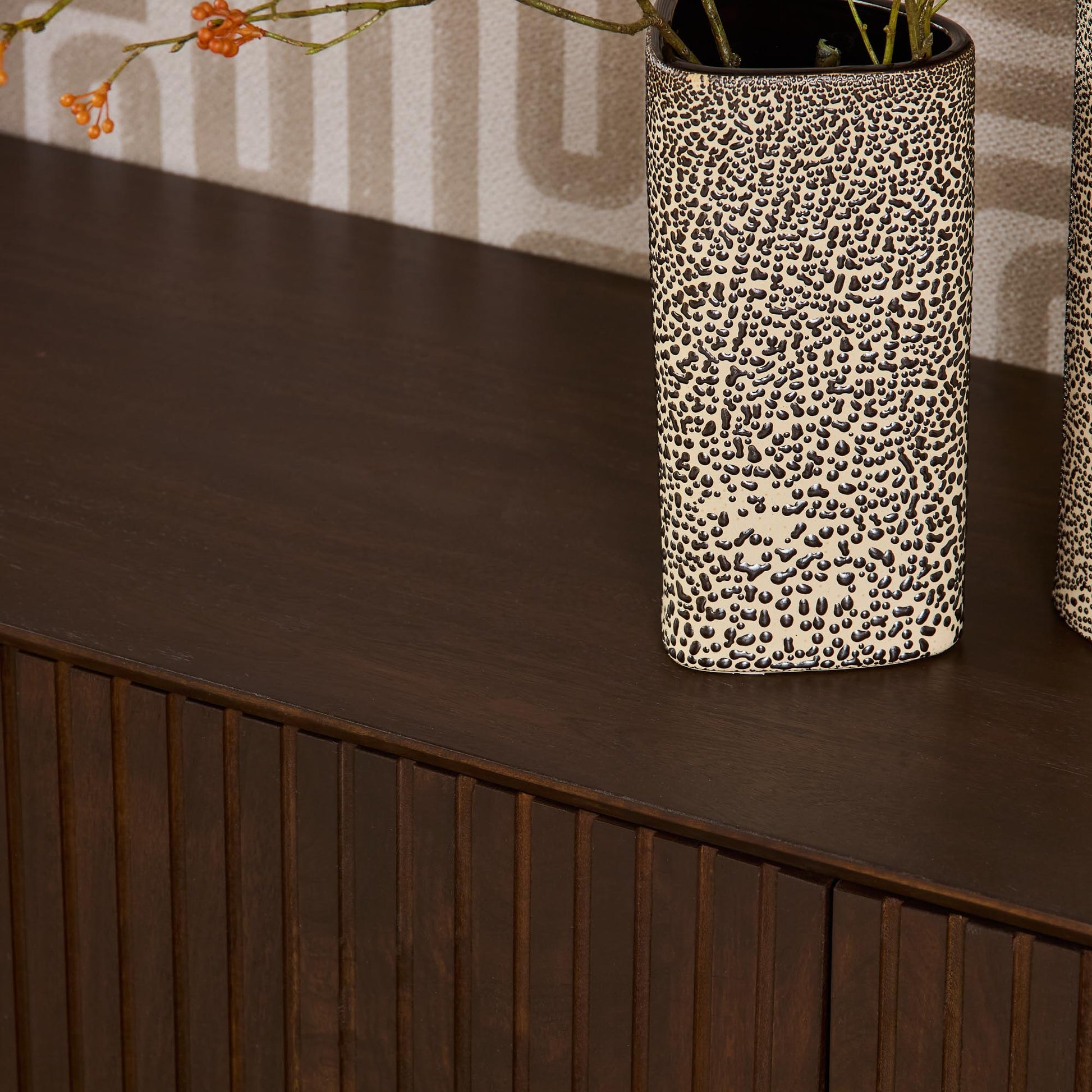 Tv-meubel Madison Walnoot 210 cm sfeerbeeld
