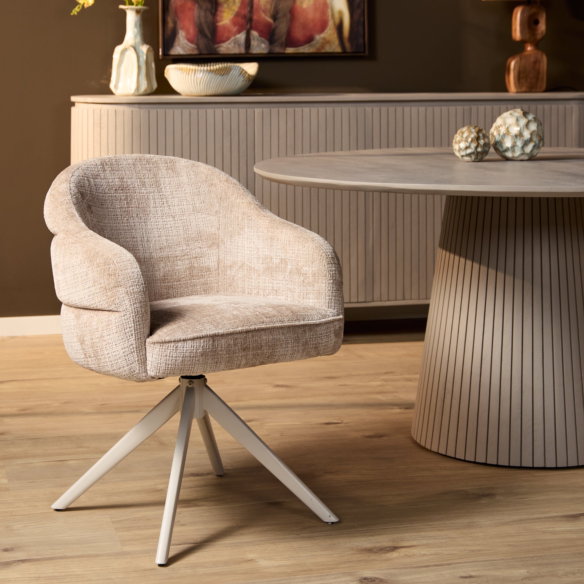 Draaibare eetkamerstoel Bella Beige Poot Zand
