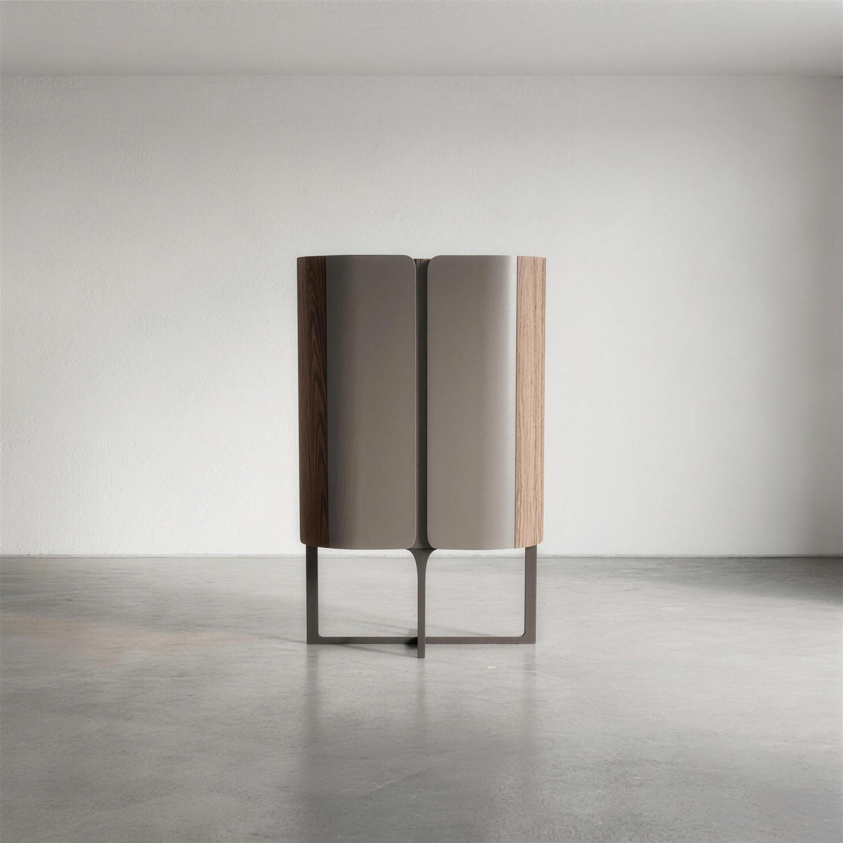 Wandkast Lieke 010 100x50x160 cm walnoot met bronzen poot - MaxLiving wandkast