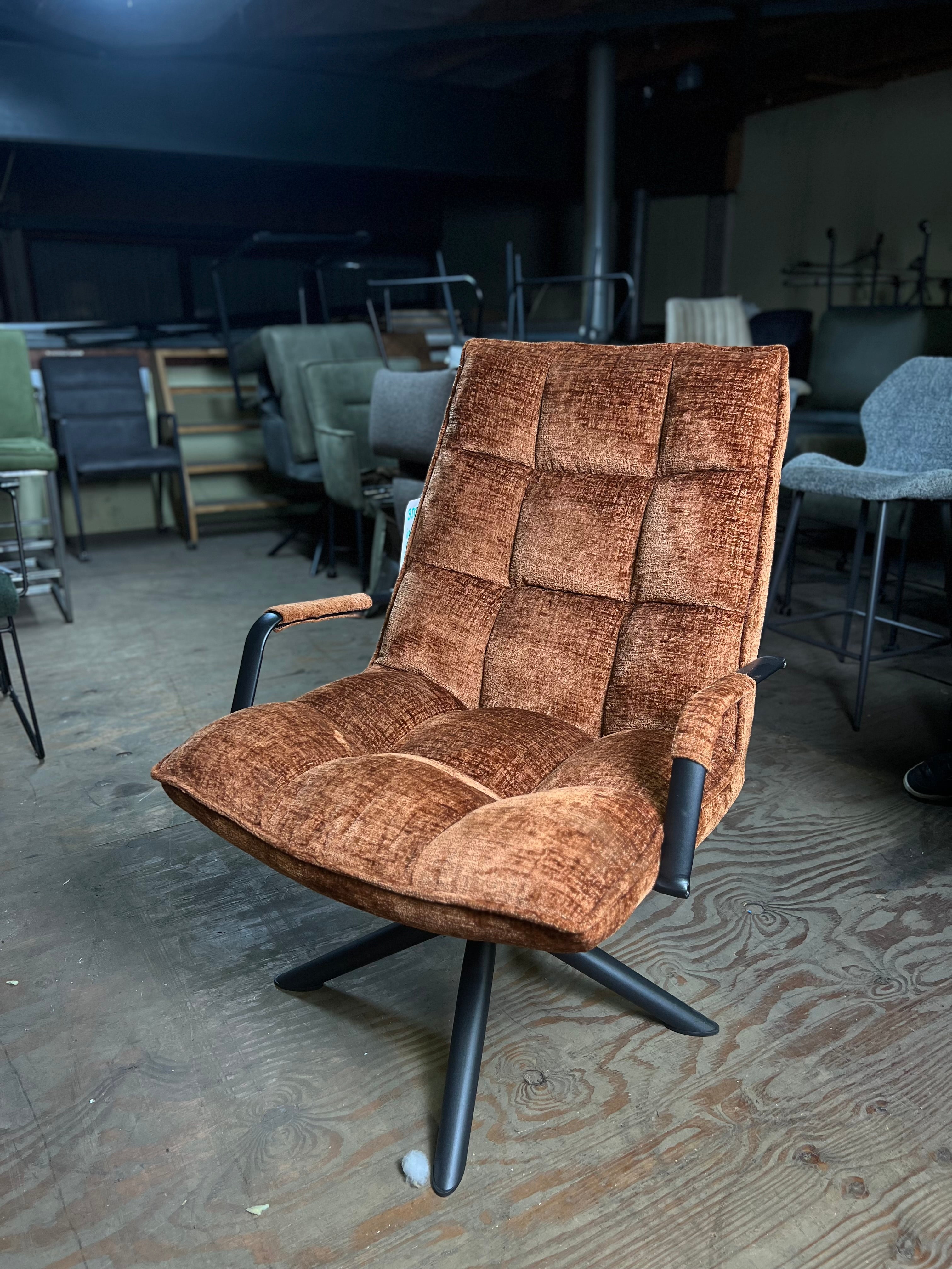 De Friese Meubeljongens