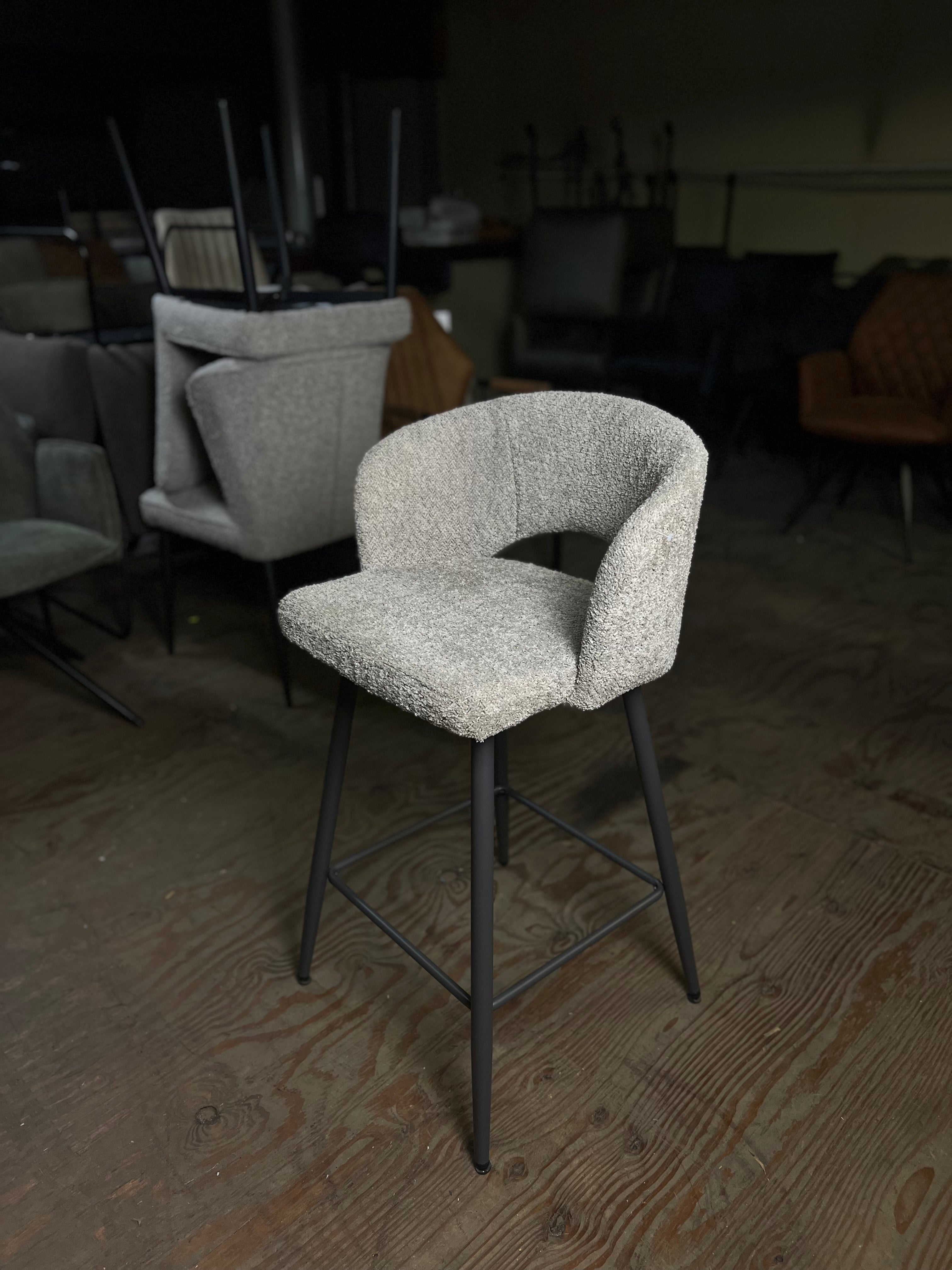 De Friese Meubeljongens