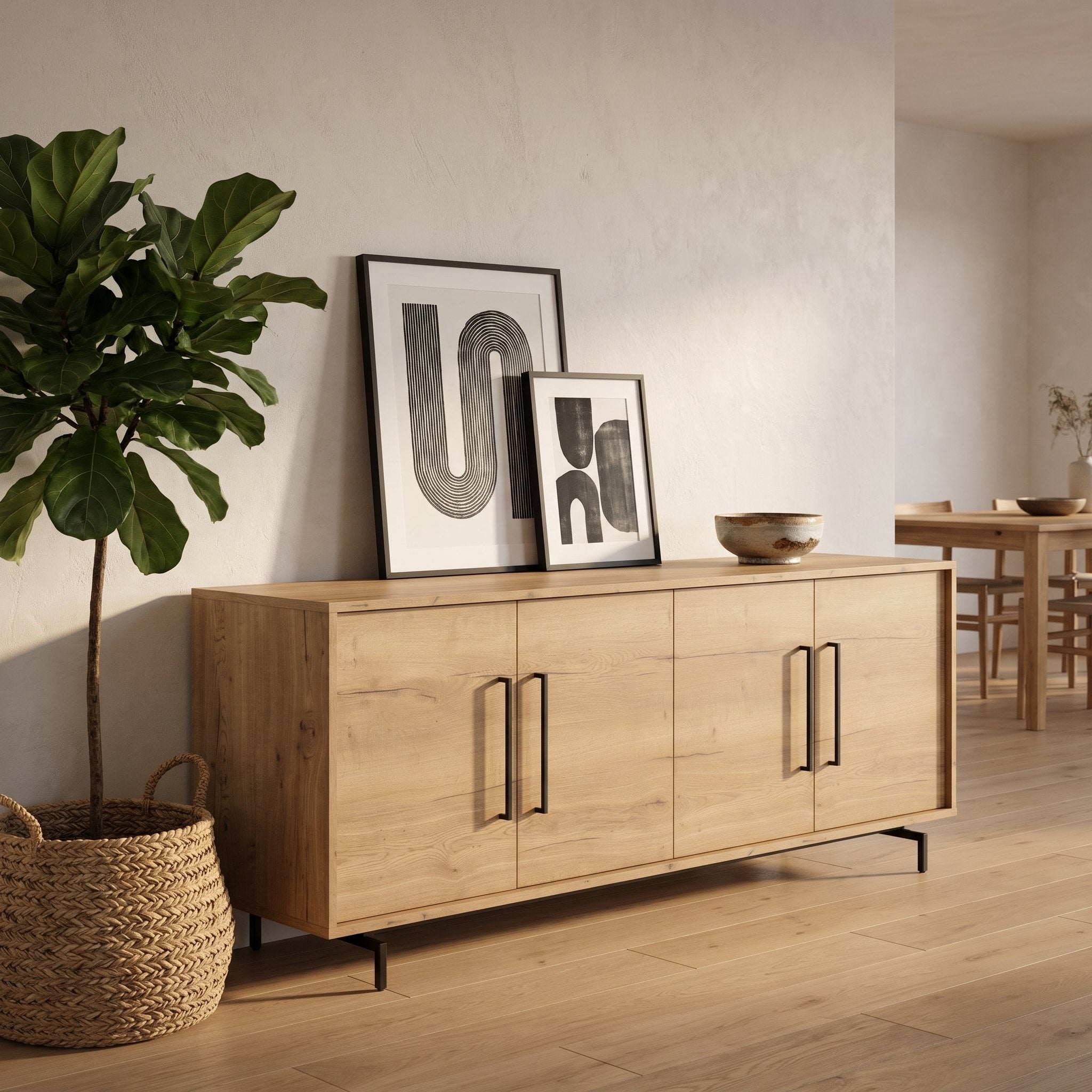 Dressoir Valencia 240 cm met 4 deuren in Natur-afwerking, sfeerfoto in open woonkamer