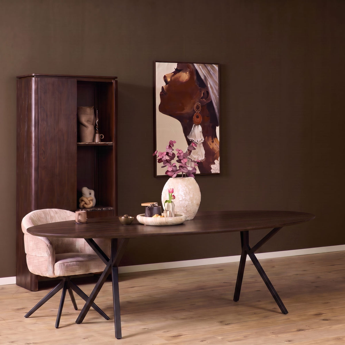 Ferris Ovaal 180 Bruin Y-poot Zwart