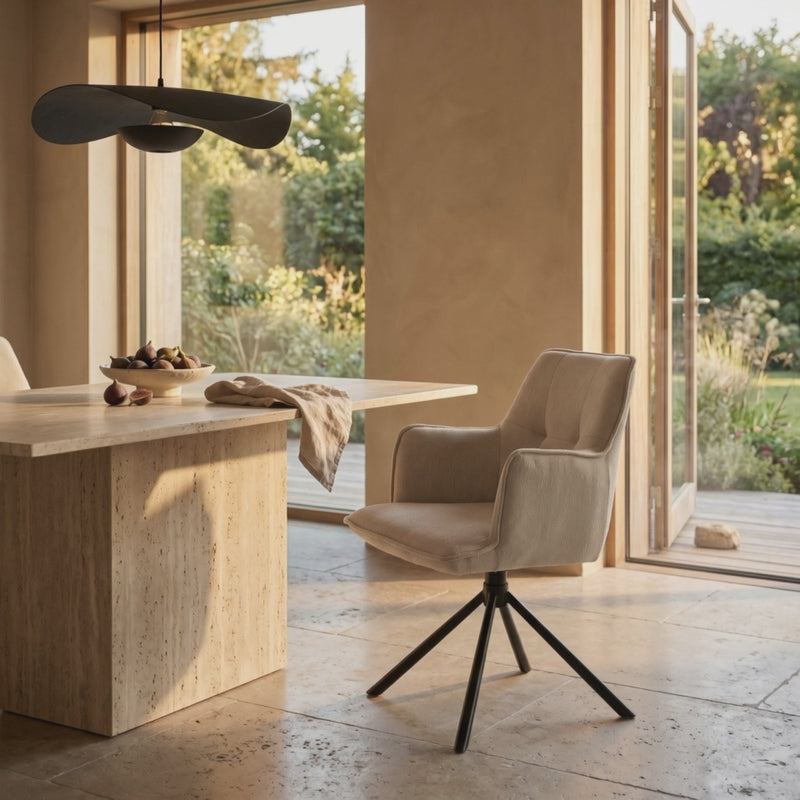 Eetkamerstoel Dublin Beige - sfeervideo in luxe eetkamer